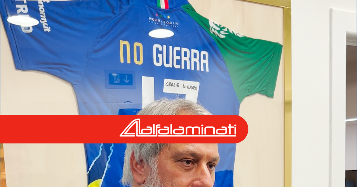 La maglia NO Guerra torna allo Stadio Turina